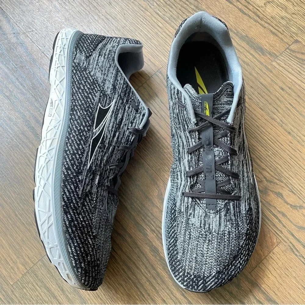 ALTRA Escalante 2 Men's Running Shoes size 13
